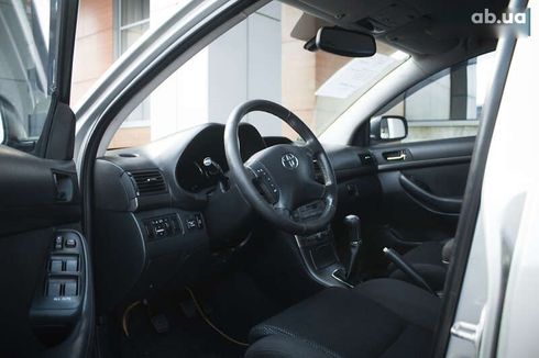 Toyota Avensis 2005 - фото 11