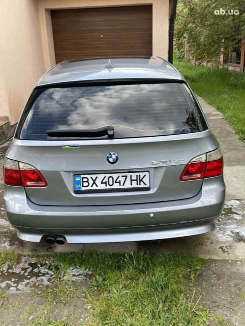 BMW 5 серия 2006 серый - фото 4