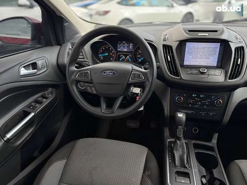 Ford Escape 2017 - фото 16