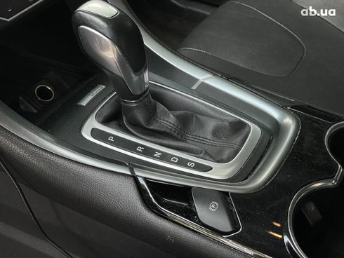 Ford Fusion 2014 белый - фото 18