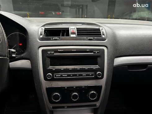 Skoda Octavia 2011 - фото 18