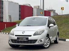 Продажа б/у Renault Scenic в Киеве - купить на Автобазаре