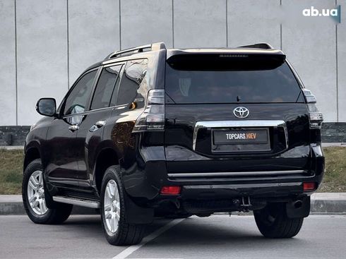 Toyota Land Cruiser Prado 2012 - фото 11