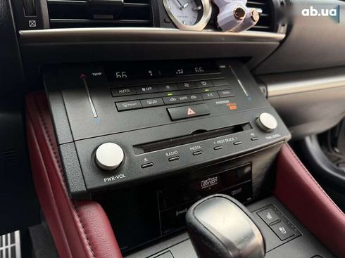 Lexus RC 2017 - фото 24