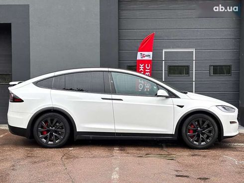 Tesla Model X 2023 - фото 10