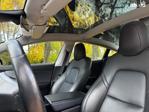 Tesla Model 3 2019 черный - фото 15
