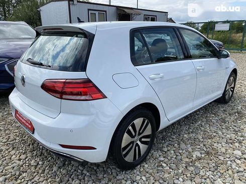 Volkswagen e-Golf 2020 - фото 11