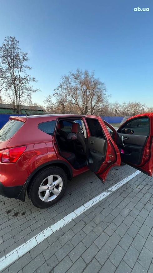 Nissan Qashqai 2007 красный - фото 12