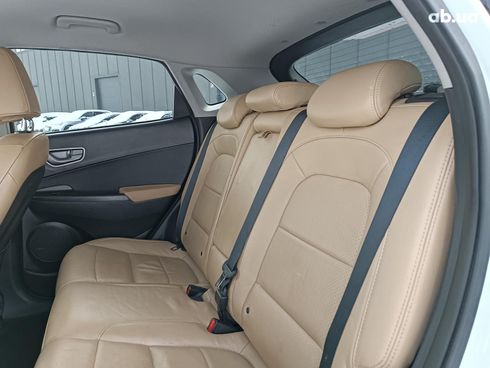 Hyundai Kona 2018 белый - фото 35