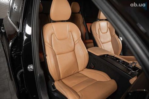 Volvo XC90 2021 - фото 3