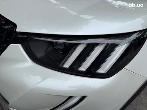 Peugeot 2008 2021 белый - фото 24