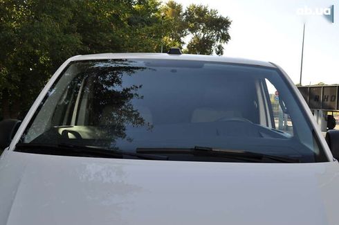 Volkswagen Transporter 2020 - фото 17