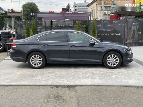 Volkswagen Passat 2017 - фото 7