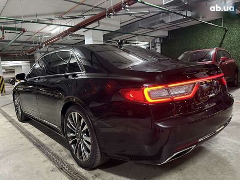Lincoln Continental 2018 - фото 10
