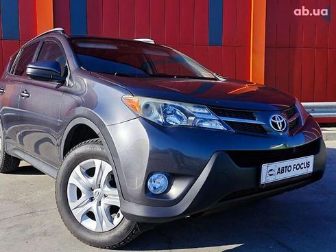 Toyota RAV4 2015 - фото 2