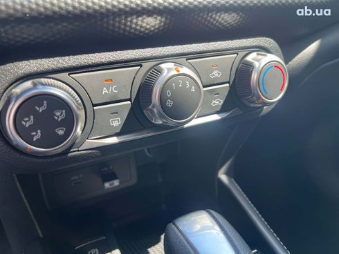 Nissan Kicks 2023 оранжевый - фото 38