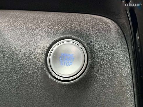 Hyundai Staria 2025 - фото 30