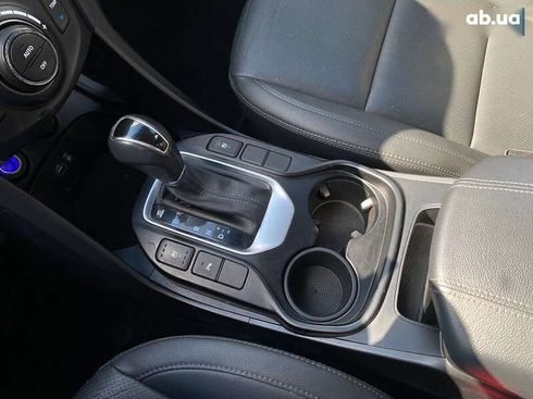 Hyundai Santa Fe 2017 - фото 18