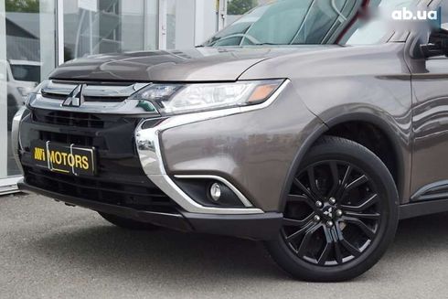 Mitsubishi Outlander 2017 - фото 15