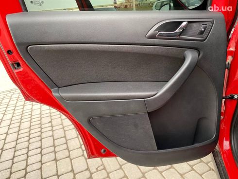 Skoda Yeti 2014 красный - фото 19