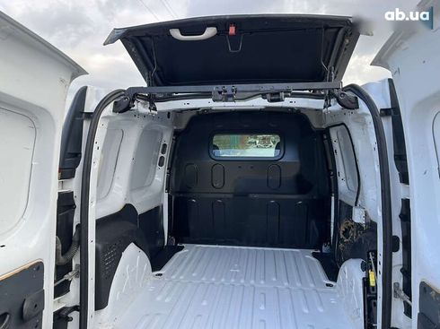 Renault Kangoo 2017 - фото 10