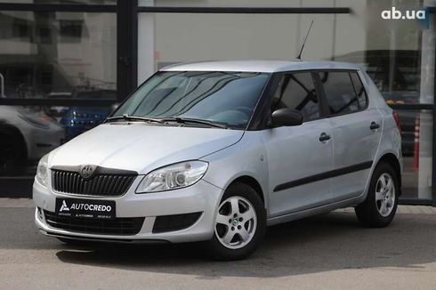 Skoda Fabia 2010 - фото 3