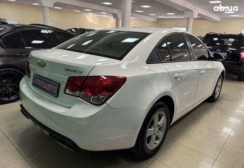 Chevrolet Cruze 2010 белый - фото 3