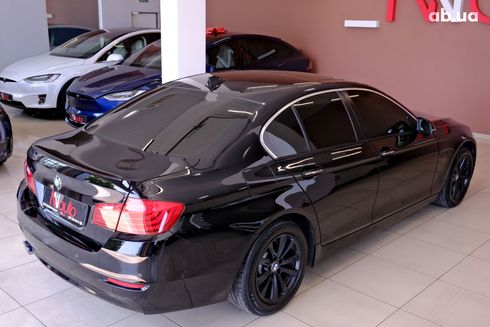 BMW 5 серия 2016 черный - фото 5