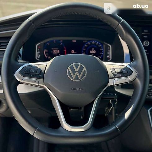 Volkswagen Multivan 2021 - фото 23