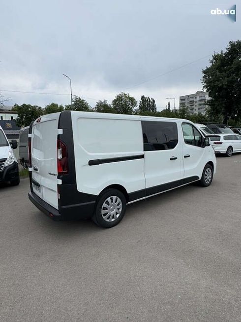 Renault Trafic 2020 - фото 21