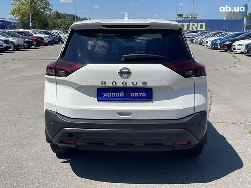 Nissan Rogue 2020 - фото 8