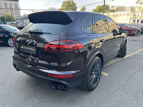 Porsche Cayenne 2016 - фото 27