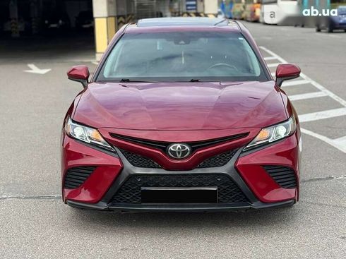 Toyota Camry 2018 - фото 4