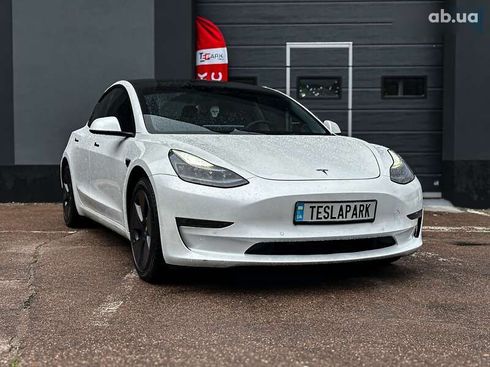 Tesla Model 3 2022 - фото 12