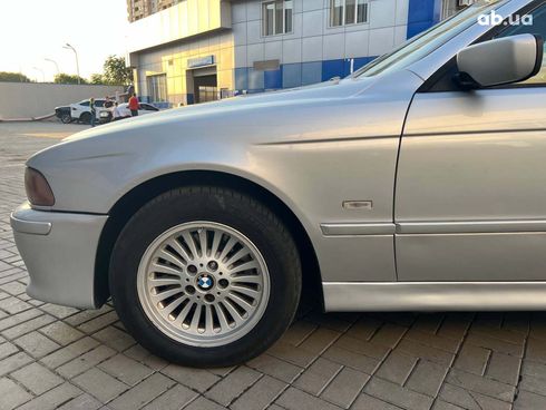 BMW 5 серия 2001 серый - фото 12