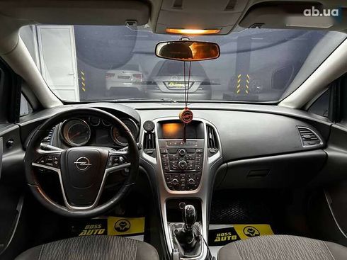 Opel Astra 2013 - фото 9