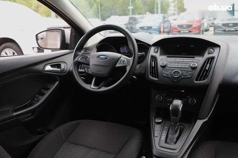 Ford Focus 2017 - фото 9