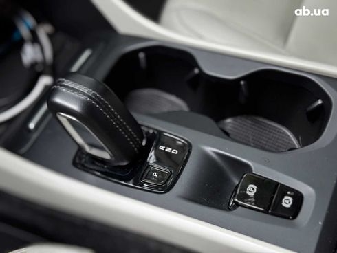 Volvo XC40 2018 белый - фото 20