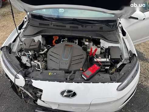 Hyundai Kona Electric 2023 - фото 15