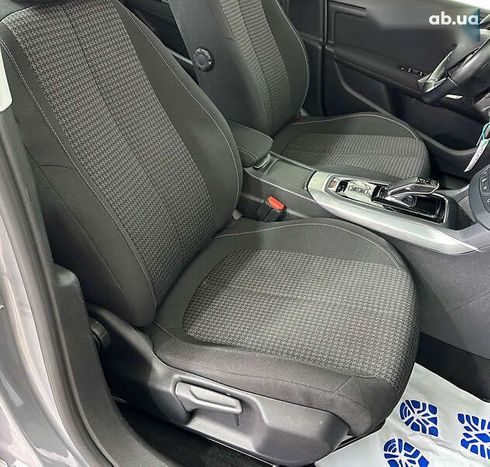 Peugeot 308 2020 - фото 9