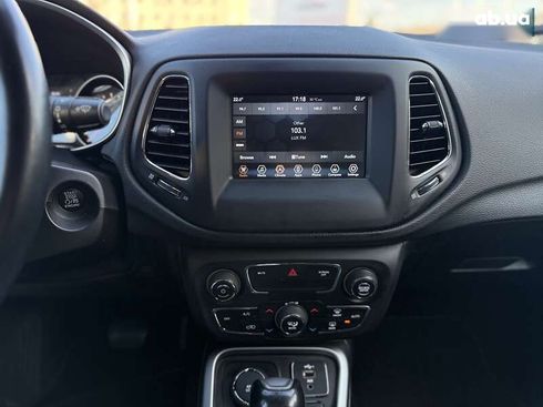 Jeep Compass 2019 - фото 17
