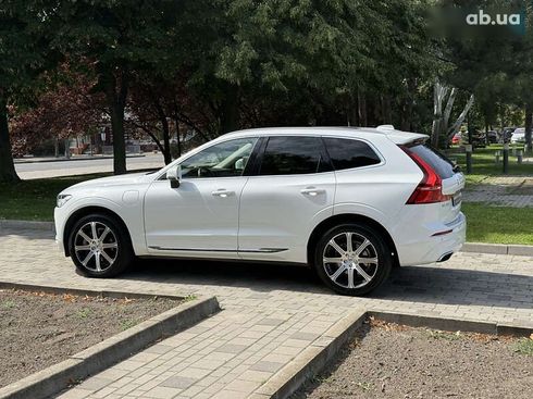 Volvo XC60 2020 - фото 7