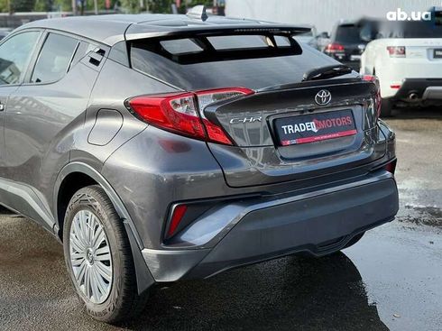 Toyota C-HR 2019 - фото 9