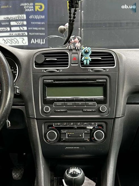 Volkswagen Golf 2011 - фото 15