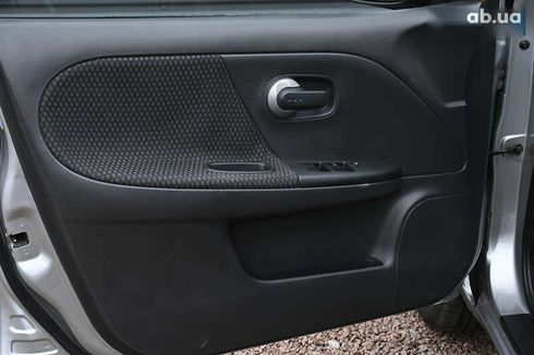 Nissan Note 2006 - фото 15