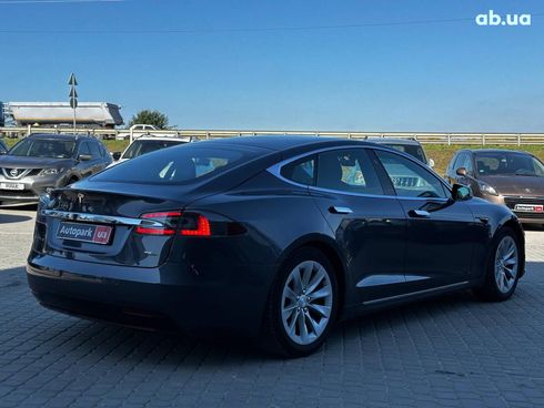 Tesla Model S 2018 серый - фото 10