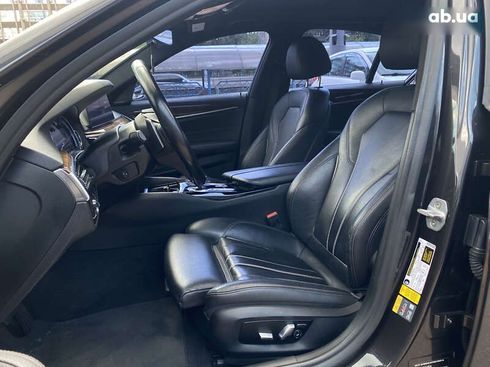 BMW 5 серия 2018 - фото 9