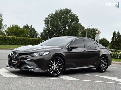 Toyota Camry 2018 - фото 4