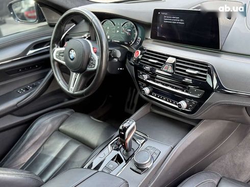 BMW M5 2019 - фото 19