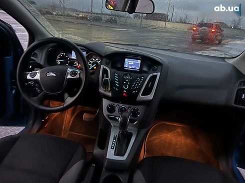 Ford Focus 2014 - фото 17